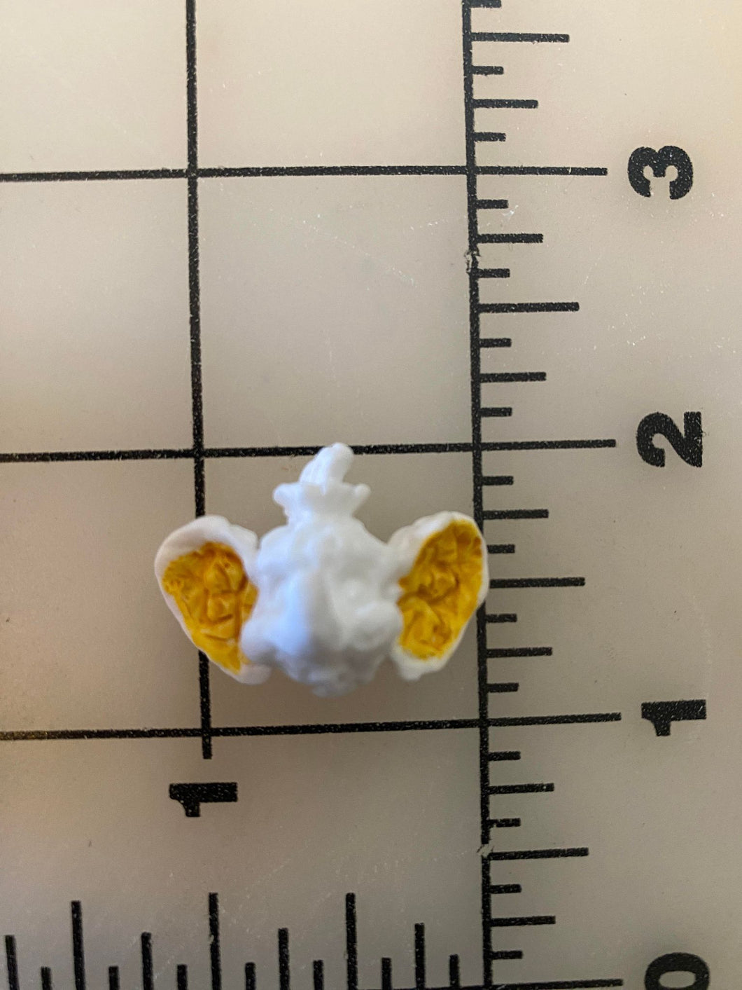 Dumbo simulation popcorn 3-D Formed Resin